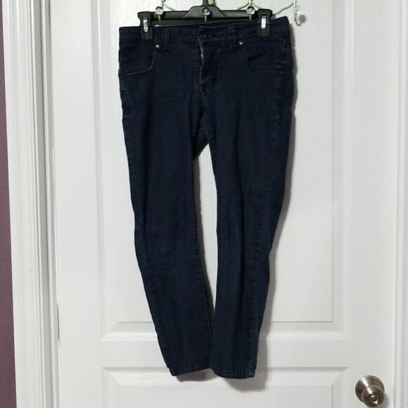 🦋3/$15💰Jeans  - Picture 1 of 3
